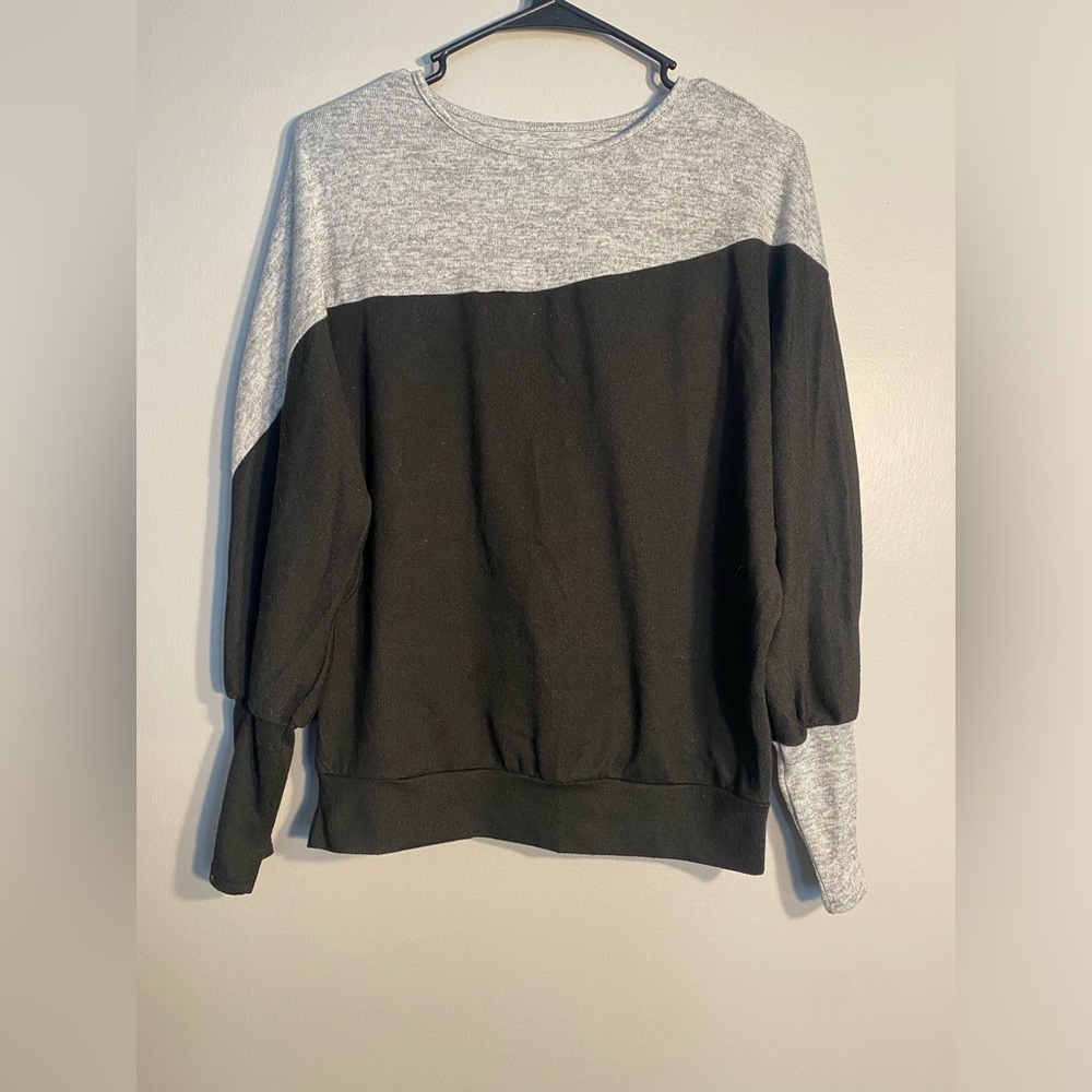 Item 135 Two-Tone Black and Light Gray Pullover Sweatshirt